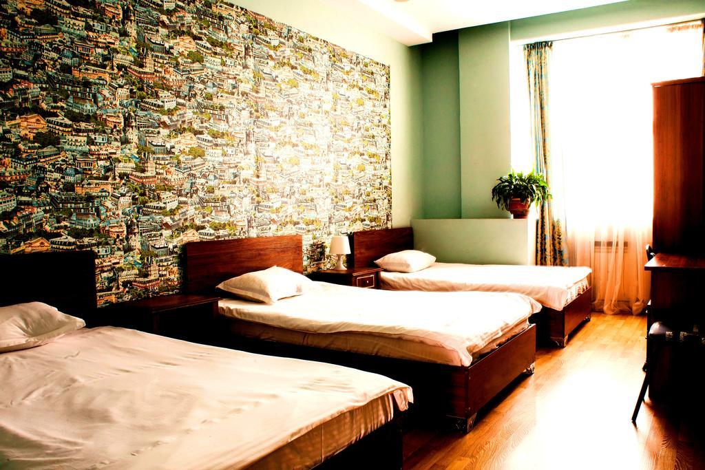 Sky Hostel อัลมาตี ภายนอก รูปภาพ